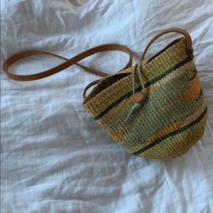 Vintage straw bucket bag